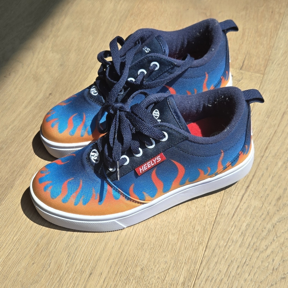 Heelys Kids Shoes - Blue and Orange Flame Design